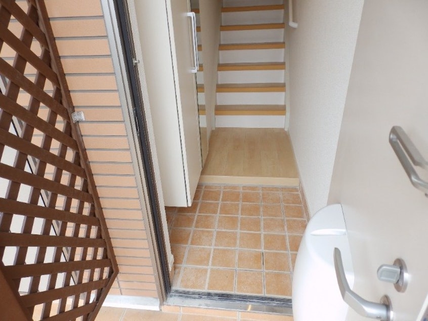 同物件別室反転タイプ画像 アーコンシェル　Ｂ