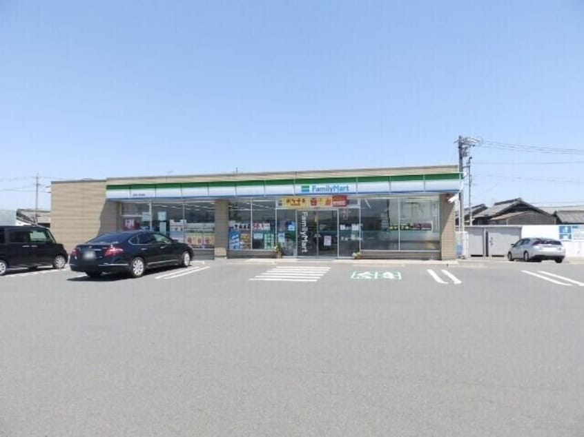 ファミリーマート名四小貝須店(コンビニ)まで240m ヴェリテ・ボー　Ⅱ