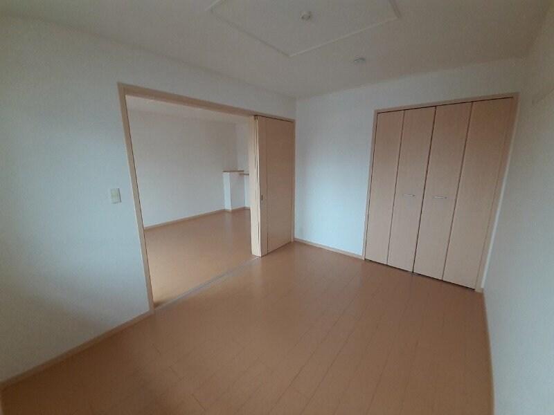 同物件別室反転タイプ画像 ゾネンブルーメ