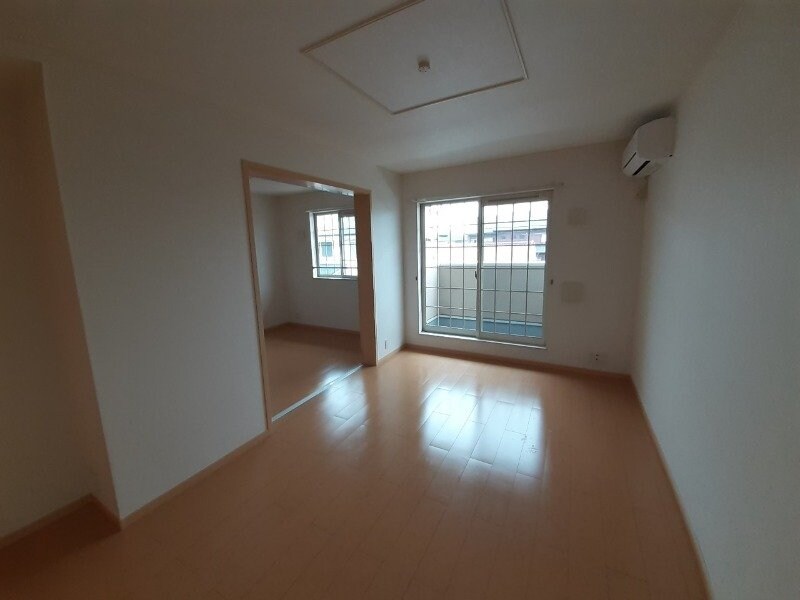 同物件別室反転タイプ画像 ゾネンブルーメ