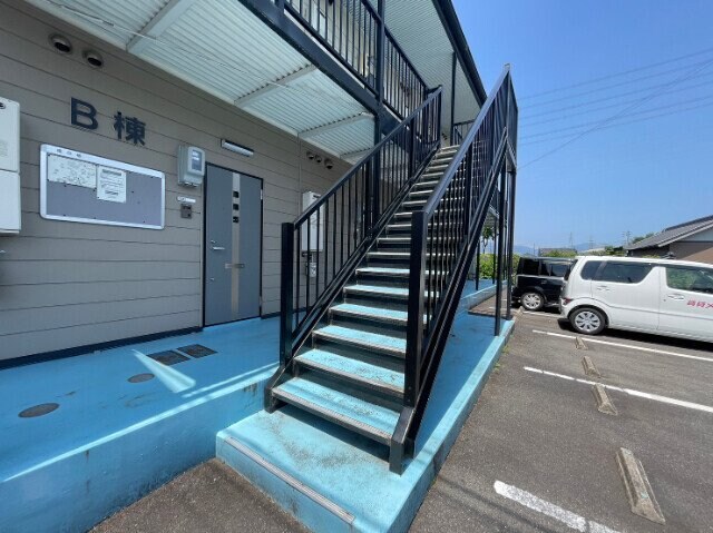  サン・friends芳ヶ崎 B棟