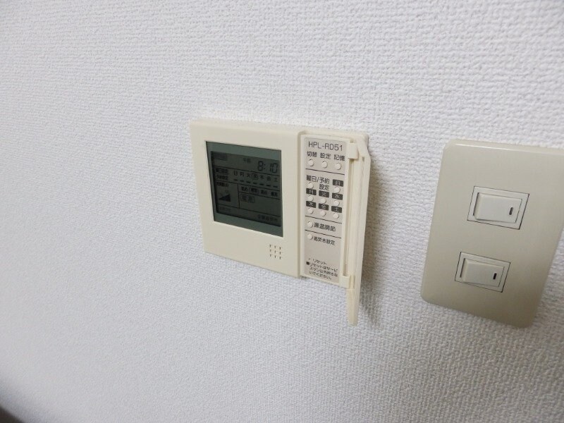  サイレンス上野