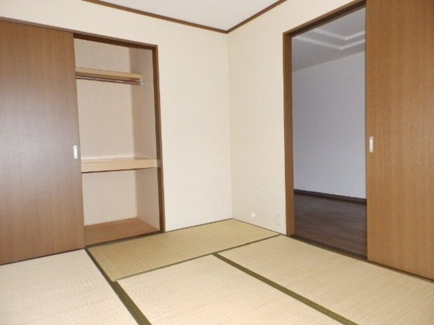 同型参考写真 グランドパレス松井