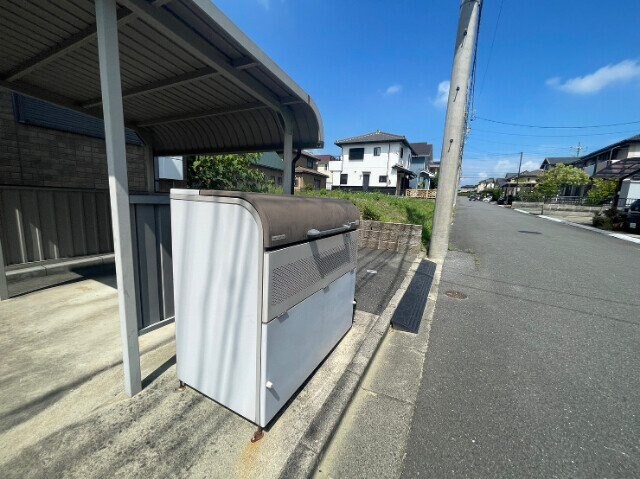  メゾン　ピコ　A