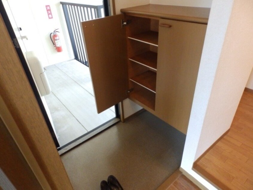 同物件別部屋タイプ ロイヤルガーデン桑名　C