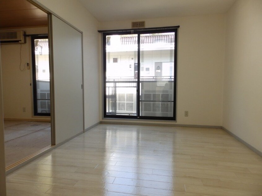  プロスペリティ髙阪 A棟