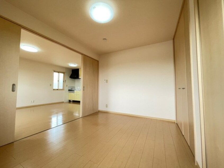 同物件別室反転写真 シェルクレール　参番館