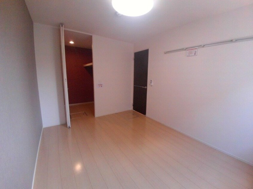 同物件別室反転写真 モナリエーレ芳ケ崎 A棟