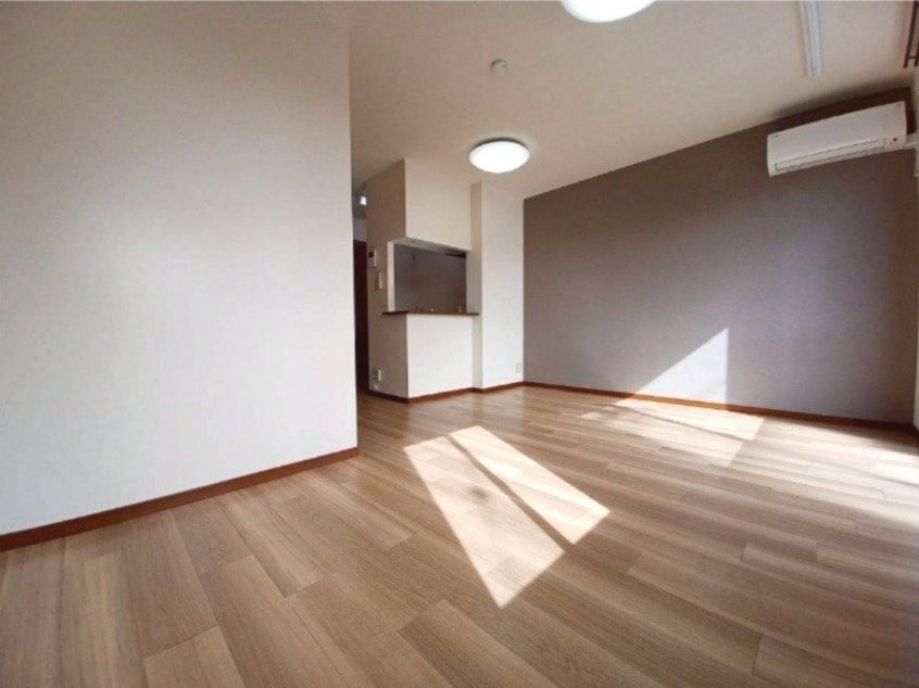  エルステ　Ａ棟