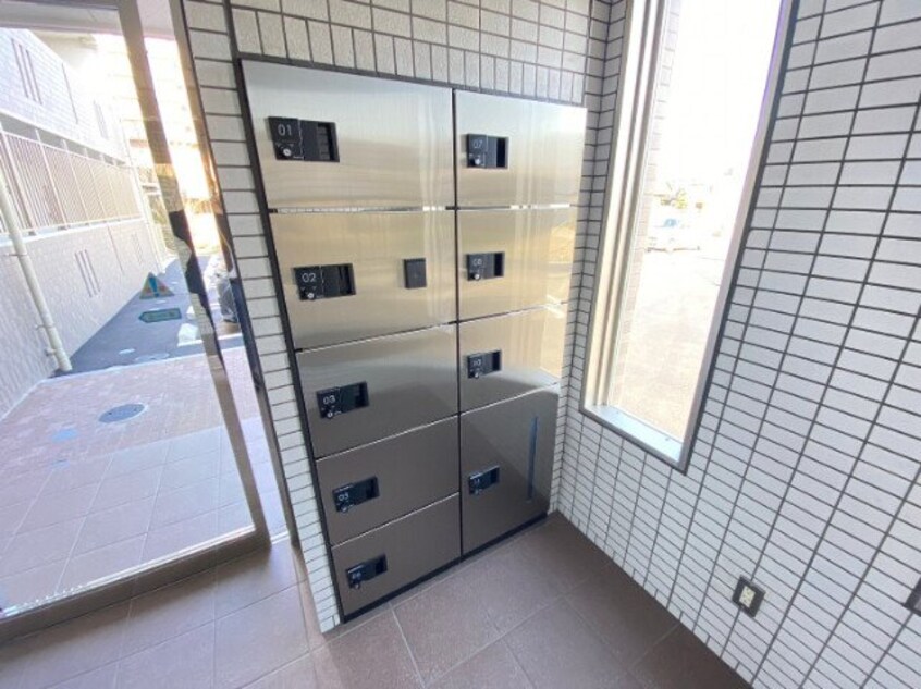  メゾンモンマルトル江場