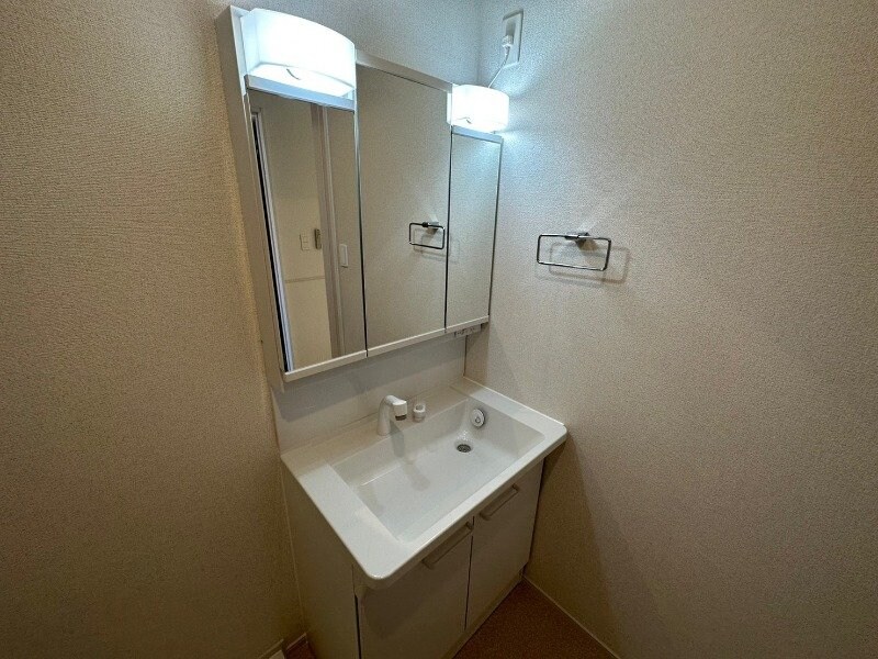 同型参考写真 ヤパンサラゲヨ