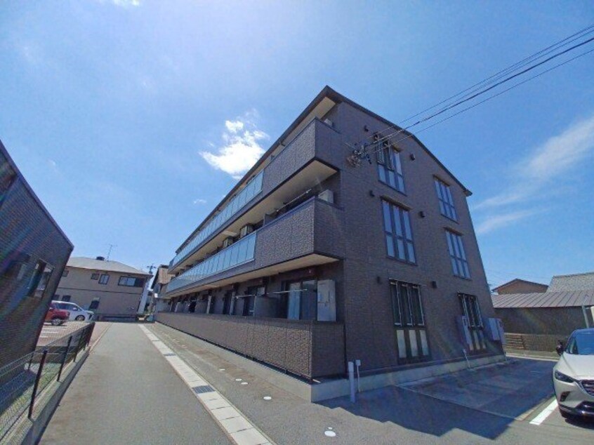  コンフィアンス