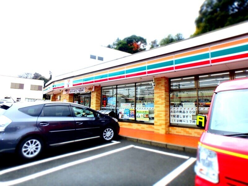 セブンイレブン桑名駅西店(コンビニ)まで533m メゾン葵
