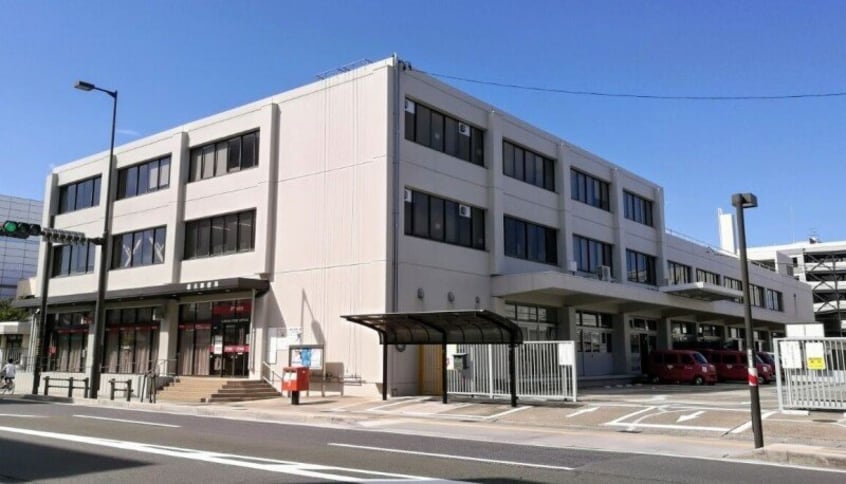 桑名郵便局(郵便局)まで381m D-room吉津屋町