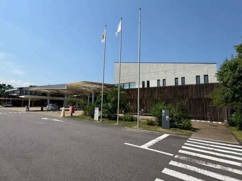 いなべ市役所(役所)まで2708m アヴニール　Ａ