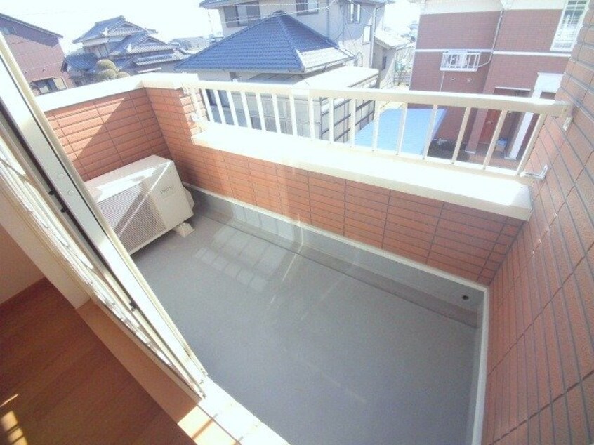 同型反転画像です。 フォレスタあさひ　Ａ