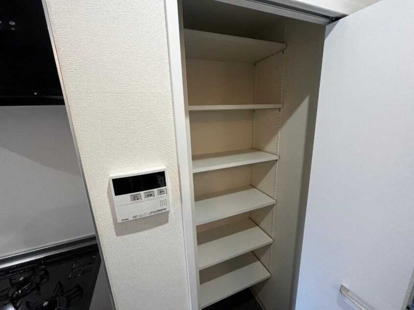 同物件別部屋のお写真です。 メゾンモンマルトル江場