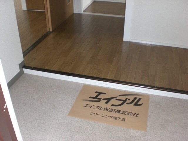 玄関同物件別部屋の写真 コーポ水谷