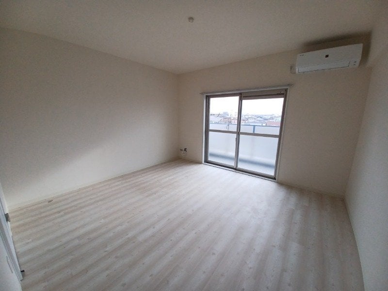 別部屋画像参考 メゾンモンマルトル江場