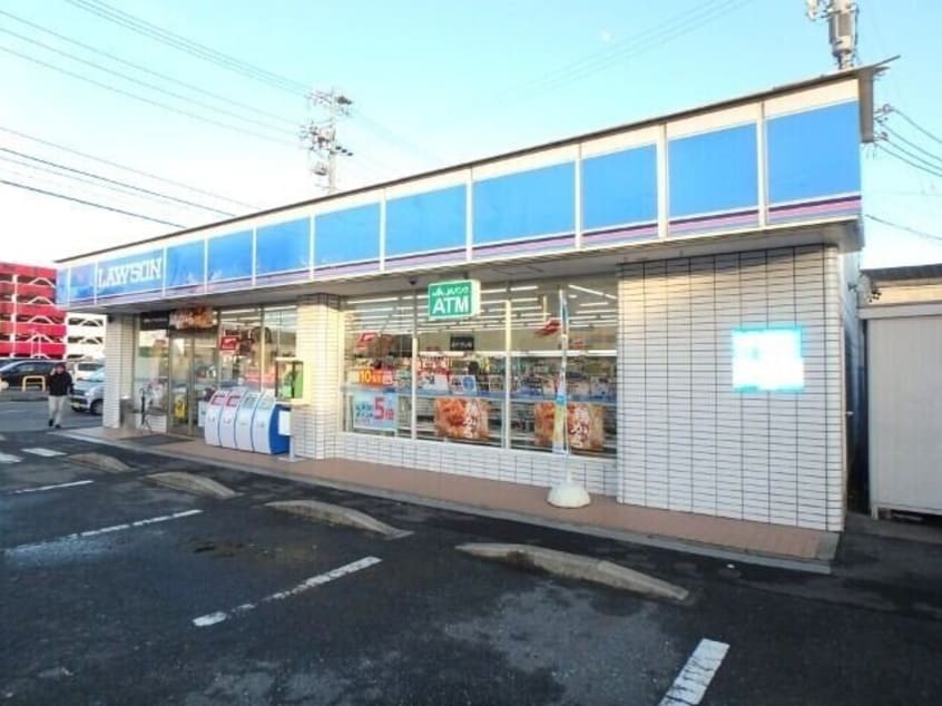 ローソン桑名安永店(コンビニ)まで629m メゾンモンマルトル江場