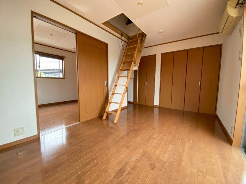 屋根裏収納あり フォルトゥーナヒルズ B棟