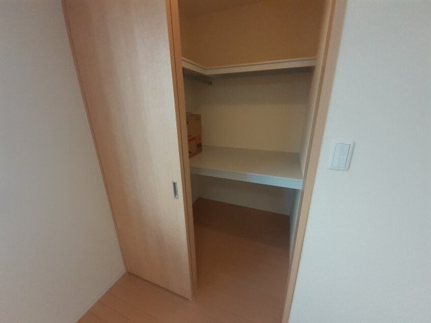 収納 ナディア長折南 Ｂ