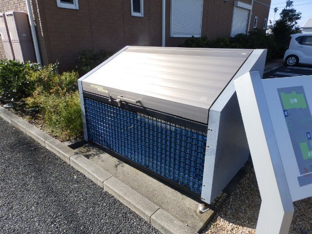  ヴィラーチェ　Ａ棟