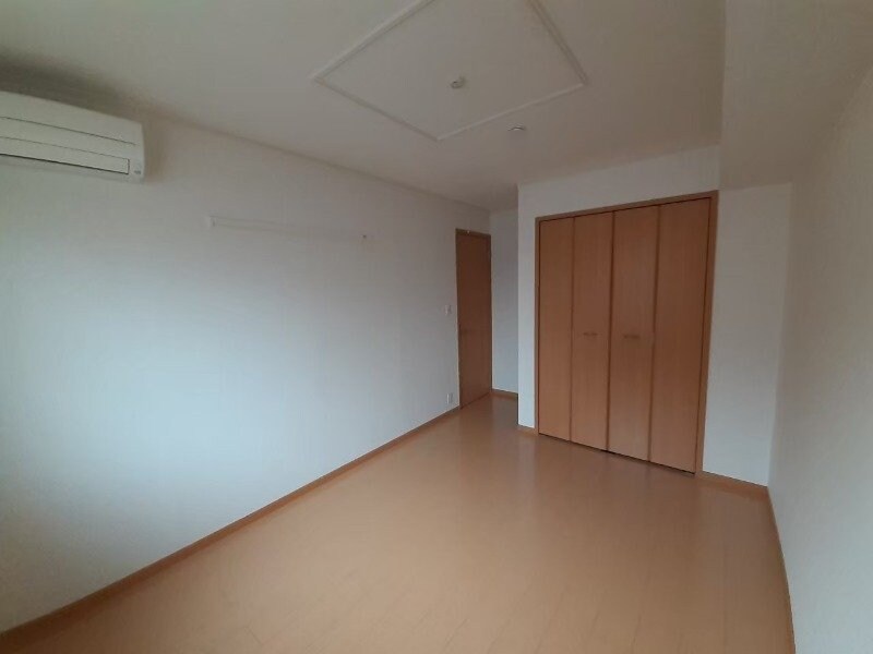 同型反転参考写真です。 ブリッサ　Ⅰ