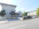 四日市市立羽津中学校(中学校/中等教育学校)まで2544m リバーサイド