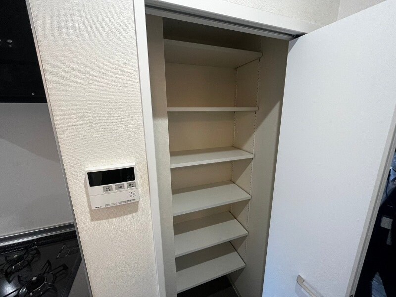  メゾンモンマルトル江場