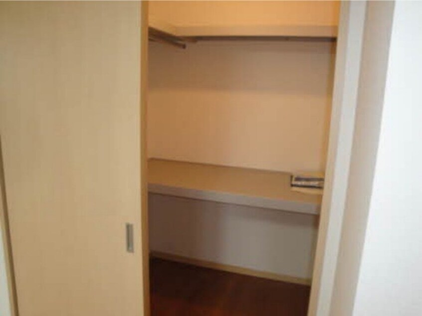 同タイプ サミット　Ｅ棟