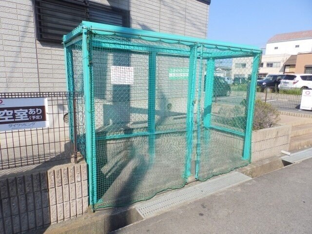  ピアチェーレ　D