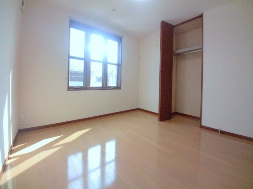  サミット　Ｆ棟