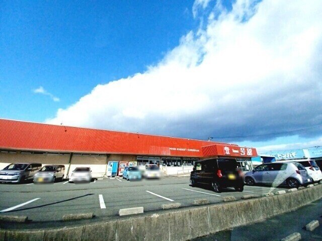 一号舘江場店(スーパー)まで525m Ｆｏｒｅｖｅｒ　Ａ棟