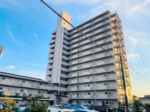 GARDEN PLAZA ファミール富田　１２０３号室