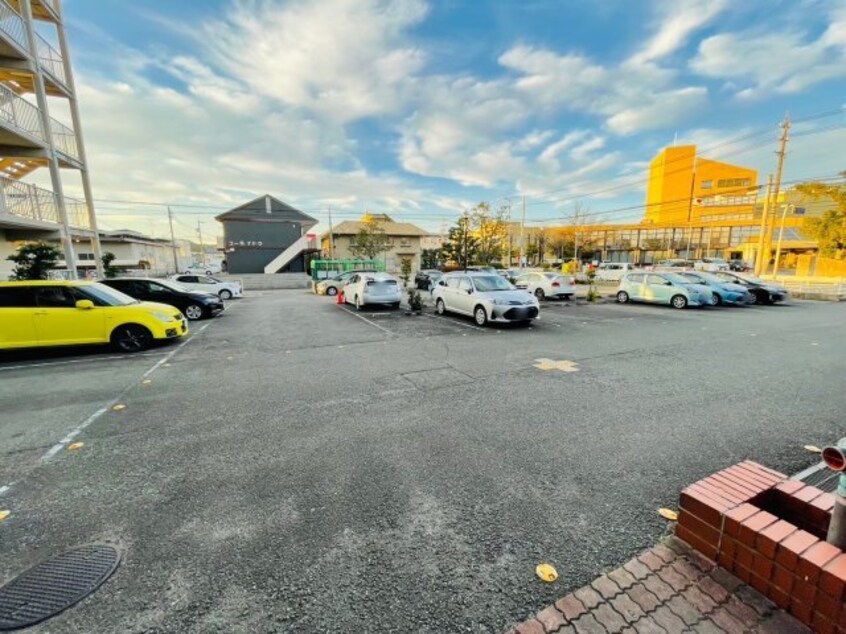  ガーデンプラザファミール富田　１２０３号室