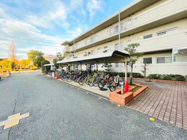  ガーデンプラザファミール富田　１２０３号室