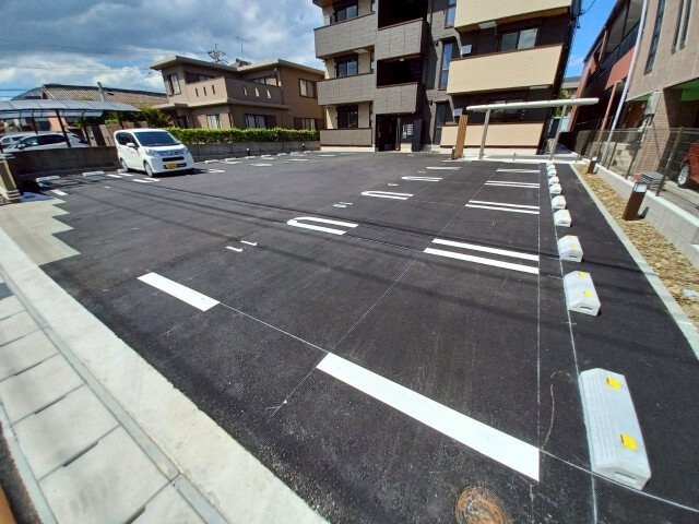  インコントロ　富田