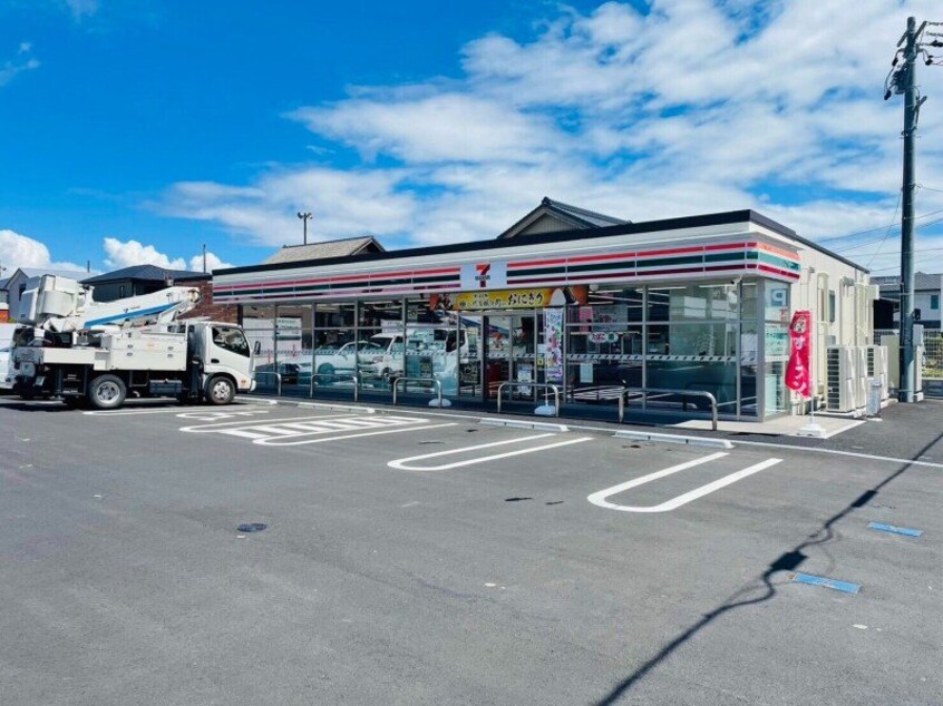 セブンイレブン四日市蒔田2丁目店(コンビニ)まで1113m シティハイツ利音華