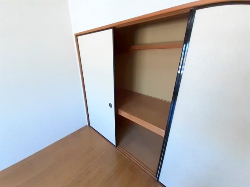  シェレナ山下　Ⅵ棟
