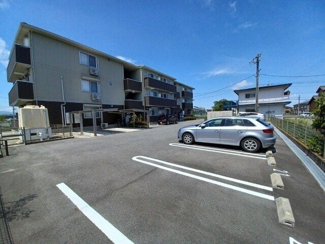  ボヌール江場