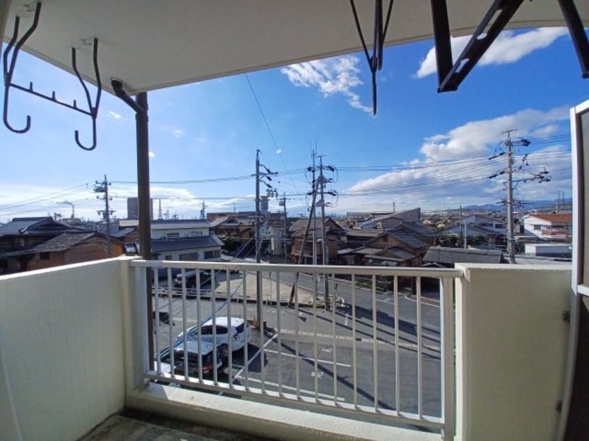 別部屋参考写真です。現状を優先とします。 ハイツ富田2