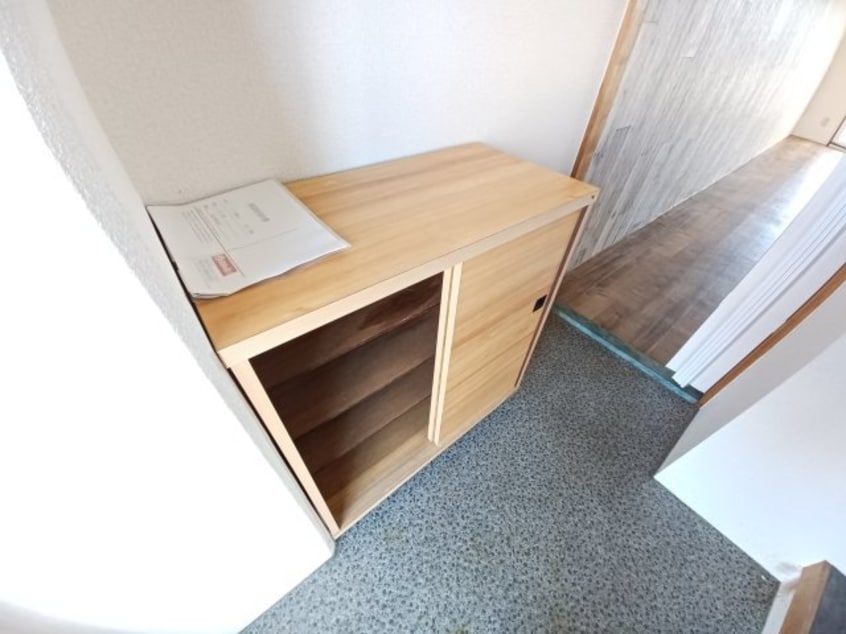 別部屋参考写真です。現状を優先とします。 ハイツ富田2