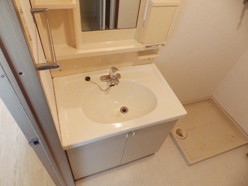 同型部屋写真です。 ハピネス