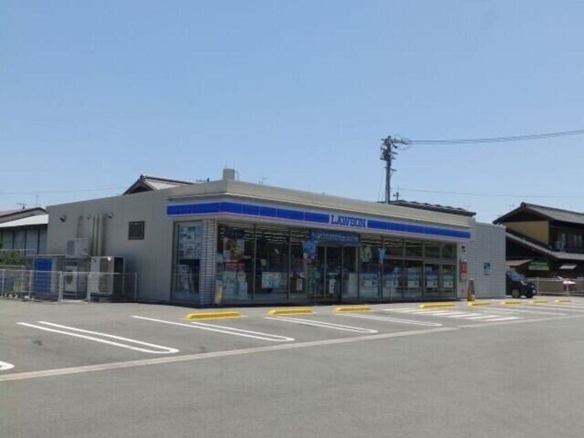 ローソン津城山店(コンビニ)まで601m アルル南が丘Ｂ棟