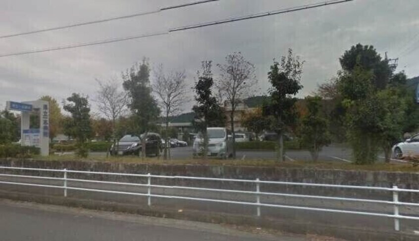 三重県立一志病院(病院)まで433m サン・クレール　B