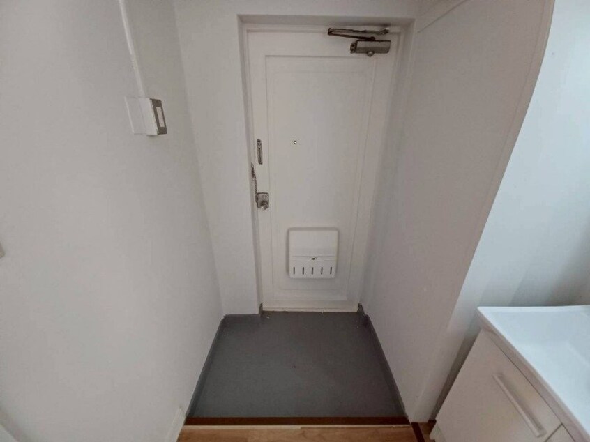  ヴィラナリー津　B棟