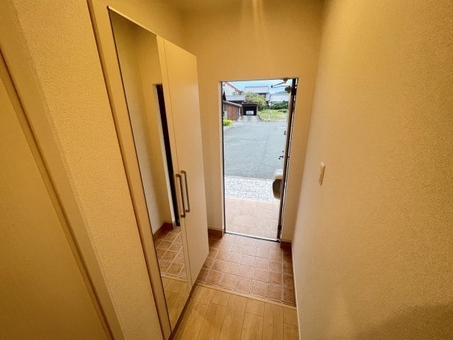  リノ・ガーデン　レア