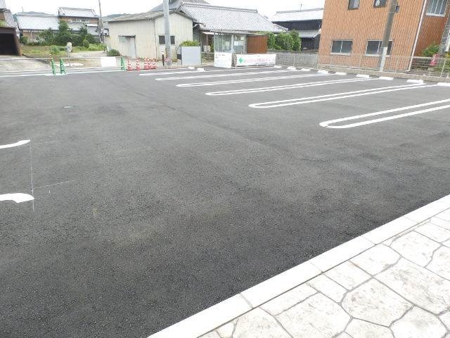  リノ・ガーデン　レア