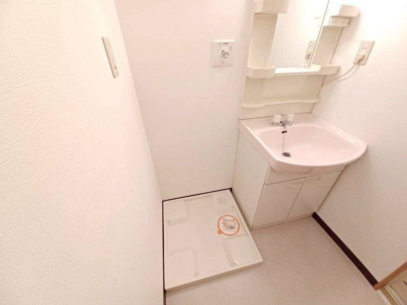  シャルマン・ドミールB